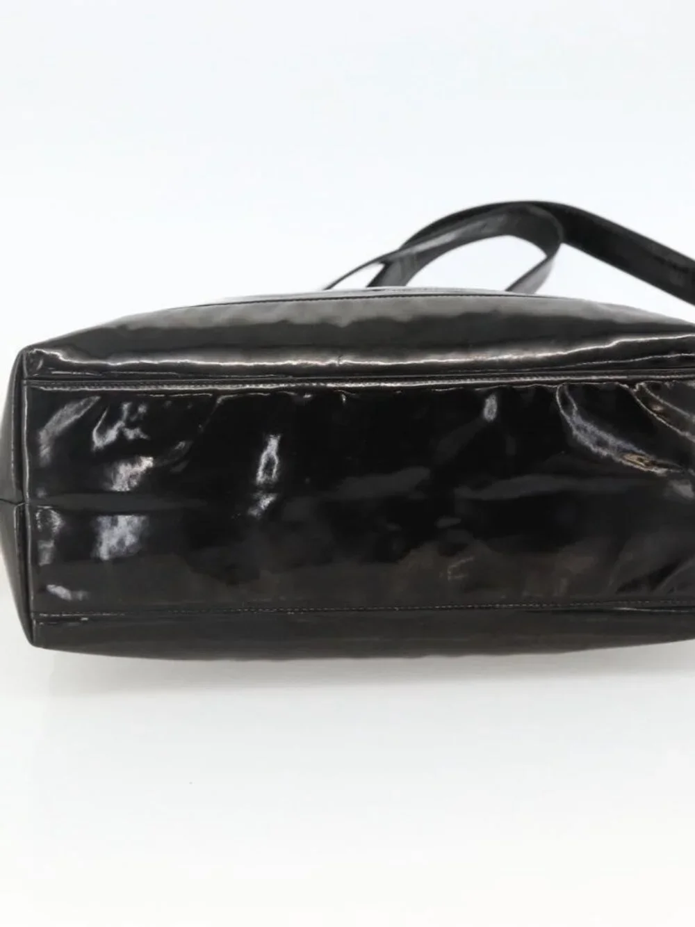 CHANEL brand	chanel color	black